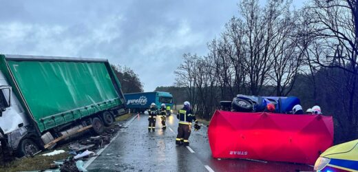 Ciężarówka zderzyła się z busem dostawczym. Nie żyje 1 osoba