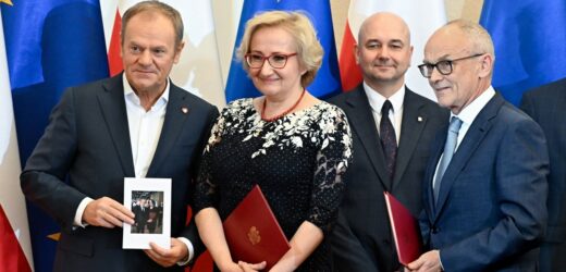 Nie zobaczy ich minister finansów, ale zobaczą badacze. Tusk daje 500 mln zł na naukę