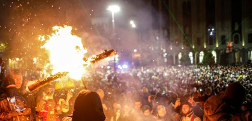 Gorąco w Tbilisi. Policja znów rozpędza protest