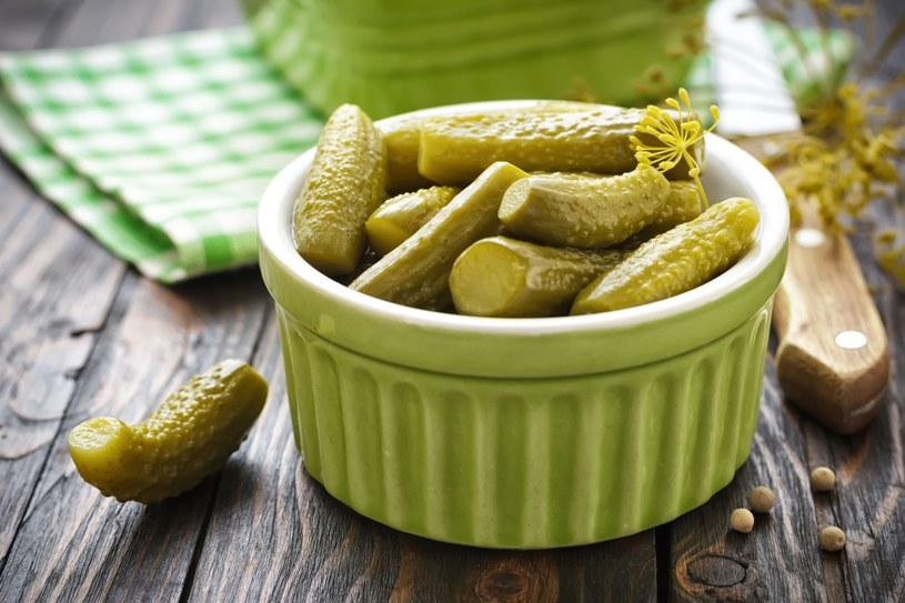 Wycofane ze sprzedaży! Ekologiczne ogórki zawierają pestycydy. Wydano pilny komunikat