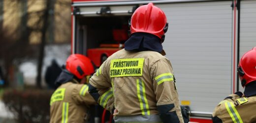 Osuwisko na Śląsku. Na miejscu pracowała grupa poszukiwacza z psami