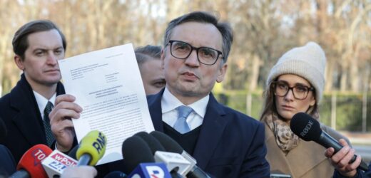 Zbigniew Ziobro powraca. Stawi się we wtorek na komisji regulaminowej
