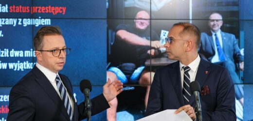 Posłowie KO zapowiadają kontrolę poselską ws. przeszłości Nawrockiego