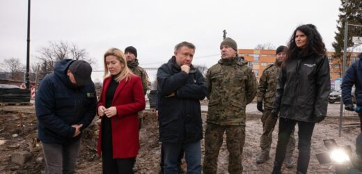 Cztery tymczasowe mosty powstają w powiecie kłodzkim