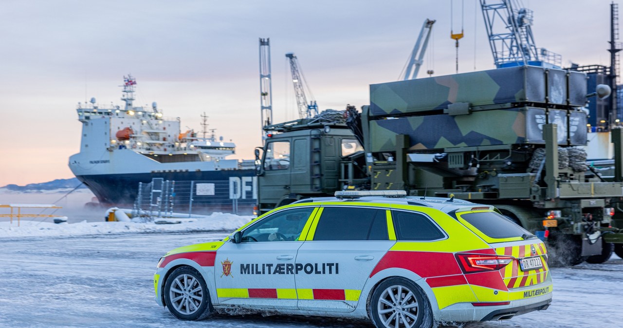 Statek z norweską bronią na mieliźnie, płynął do Polski. Jest reakcja MON