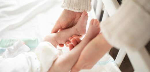 Urlopy dla rodziców wcześniaków. Sejm przyjął poprawki