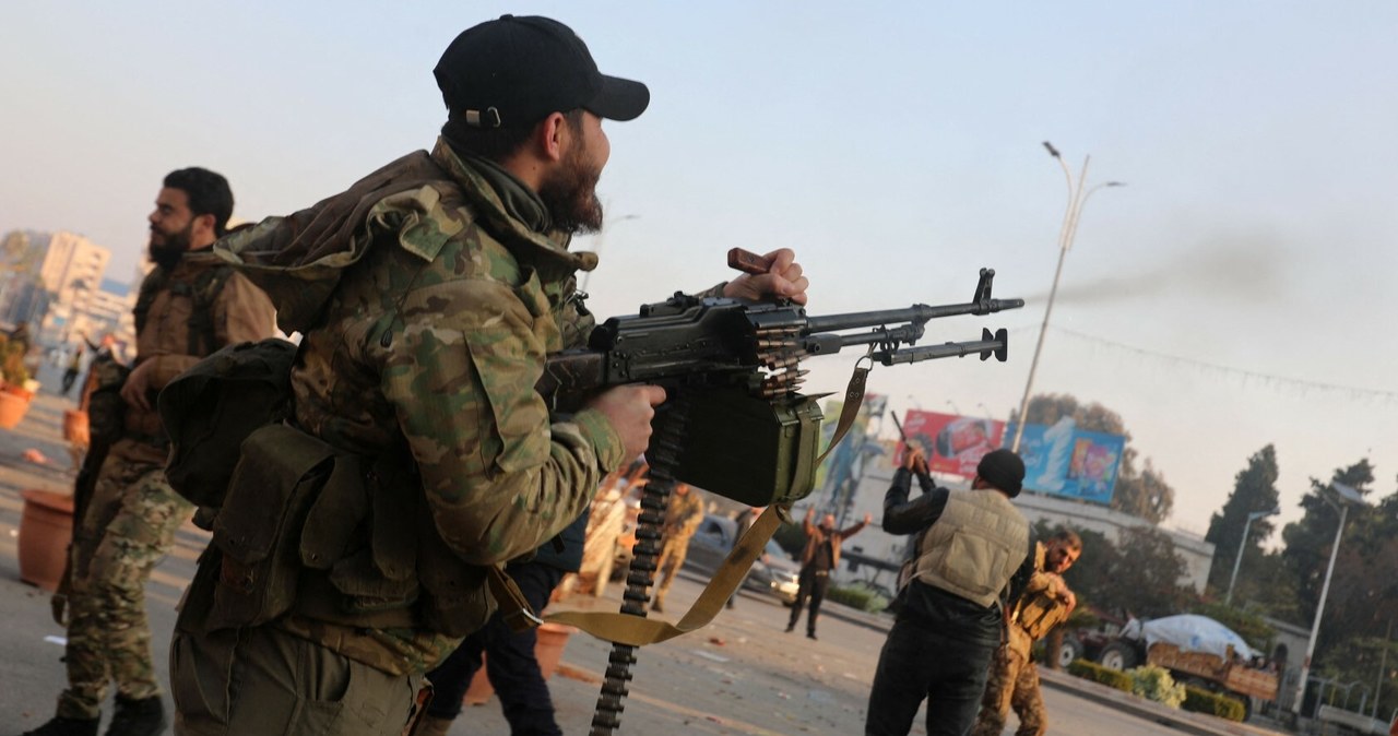 Syryjscy rebelianci nacierają. „Dotarliśmy do granic Homsu”