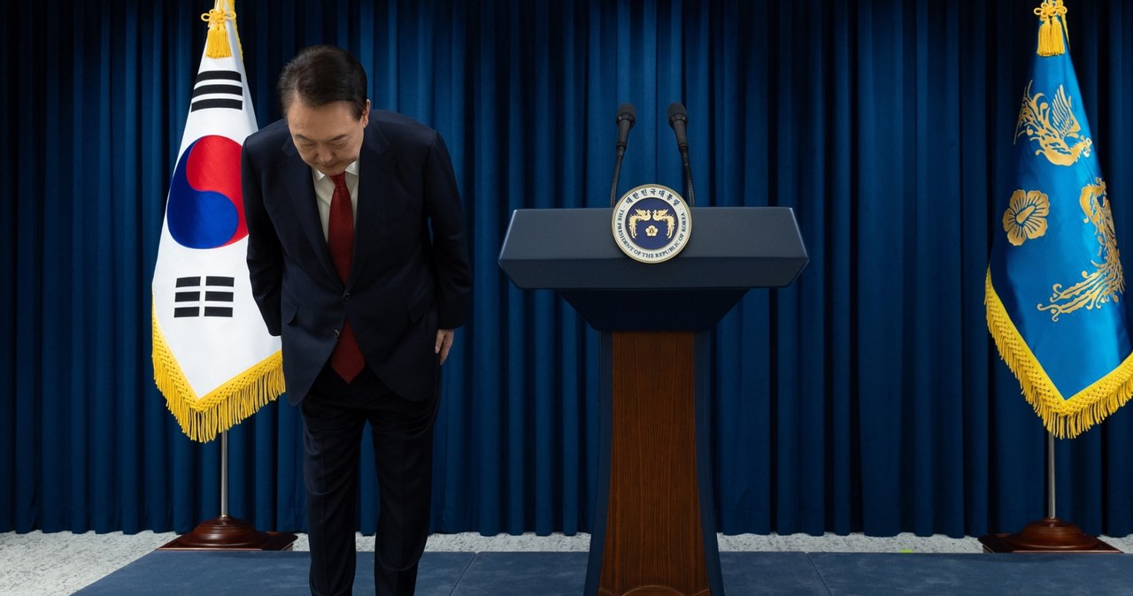 Prezydent Korei Płd. przeprosił za stan wojenny. Rezygnacji nie złożył