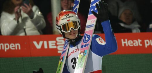 PŚ w skokach. Tschofenig wygrał w Wiśle, Wąsek najlepszym z Polaków
