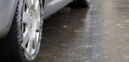 IMGW ostrzega przed oblodzeniami i marznącym deszczem