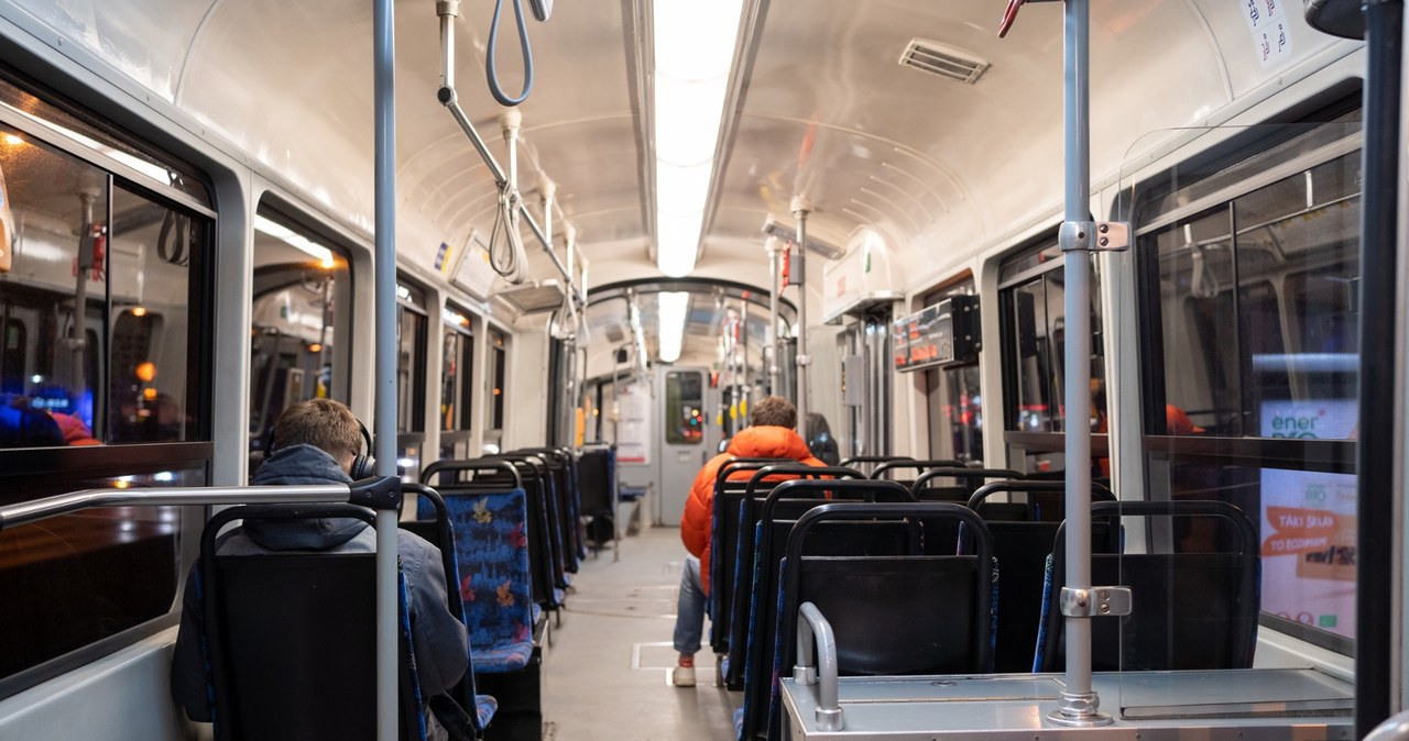 Cyberatak na krakowskie MPK. Strony i aplikacje dla pasażerów już działają