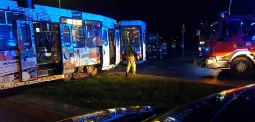 Zderzenie autobusu i tramwaju we Wrocławiu. Są ranni