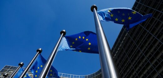 Miliardy z Brukseli wstrzymane. Co zablokowało fundusze dla Polski?