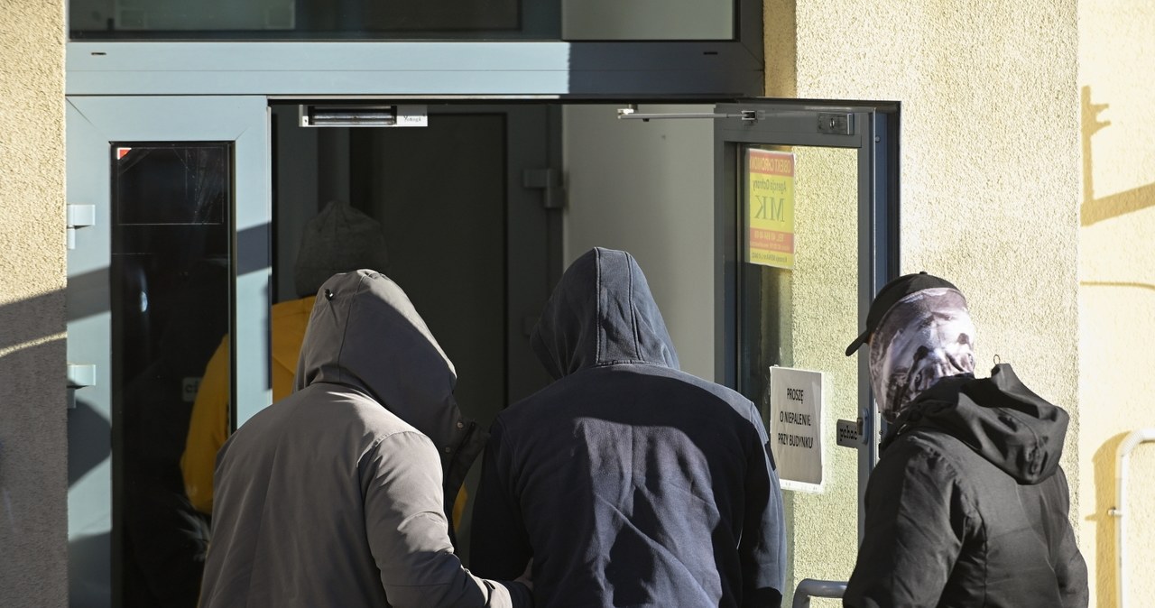 Brutalne zabójstwo na Nowym Świecie. Dawid M. usłyszał zarzut