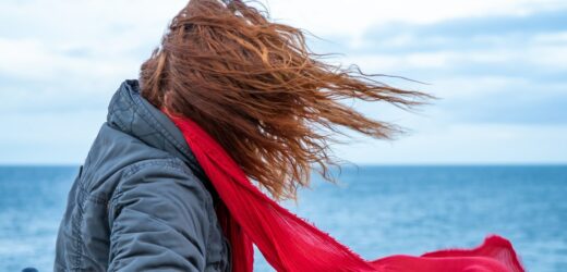 IMGW ostrzega przed silnym wiatrem