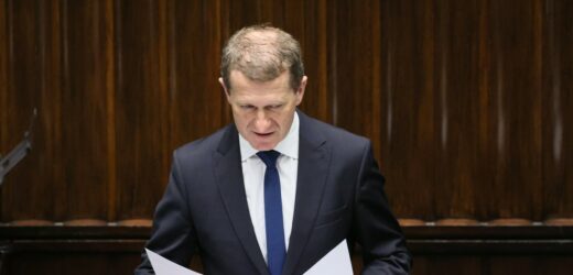 Uczniowie z zakazem używania telefonów w szkołach? „Absolutnie”