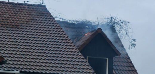 Pożar w Tychach. Ogień wybuchł w budynku, w którym jest żłobek