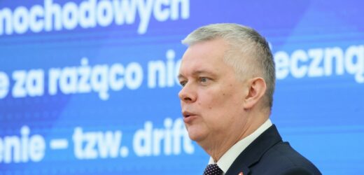 Tragiczna interwencja policji w Inowrocławiu. Szef MSWiA zabrał głos