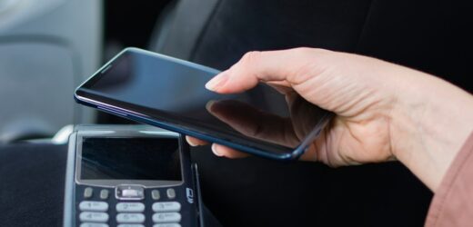 Prokuratura umarza śledztwo ws. przejazdów urzędniczek komisji ds. pedofilii