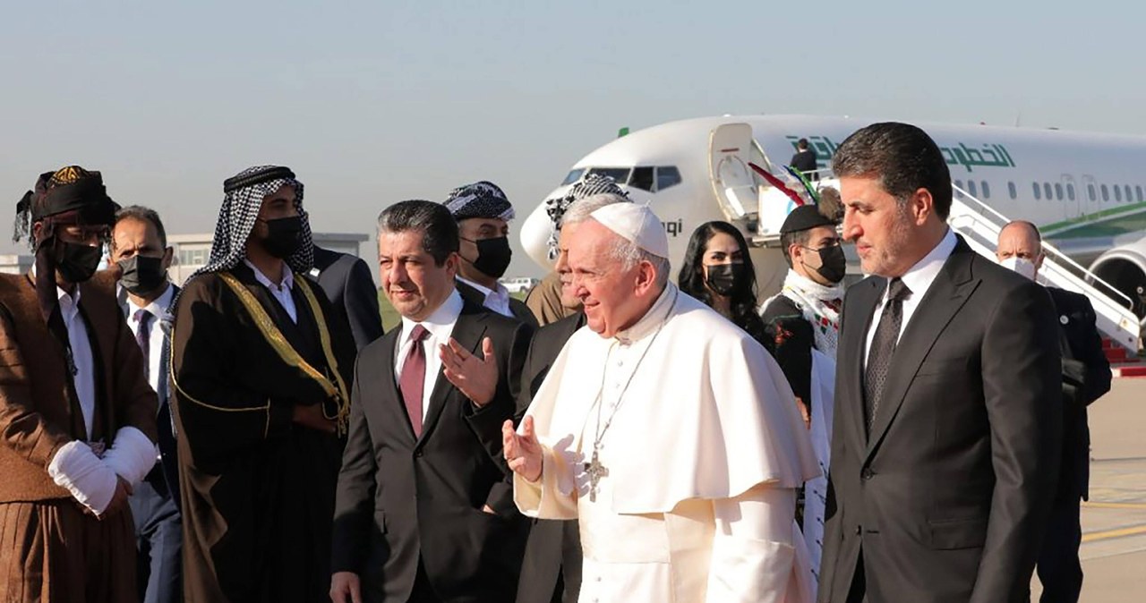 Rozpędzona ciężarówka w akcji. Dwie próby zamachu na papieża Franciszka