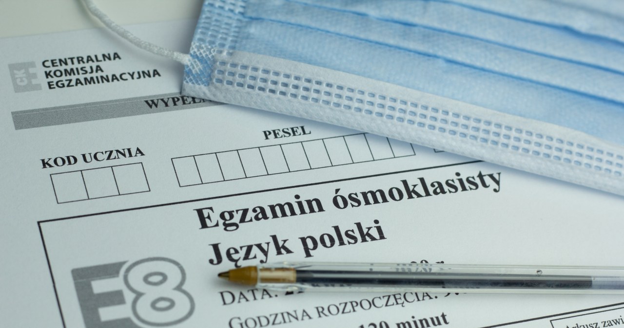 Egzamin ósmoklasisty będzie trwał dłużej? Jest projekt MEN