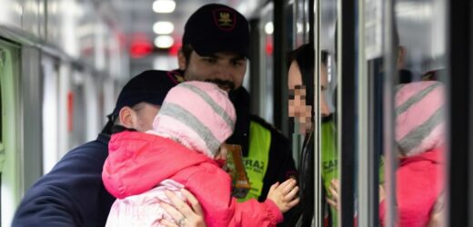 Dziecko odjechało pociągiem bez matki. Wstrząsające zdarzenie na Śląsku