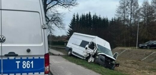 Wjechał busem w rodzinę, był pijany. Nieoczekiwany obrót sprawy w sądzie
