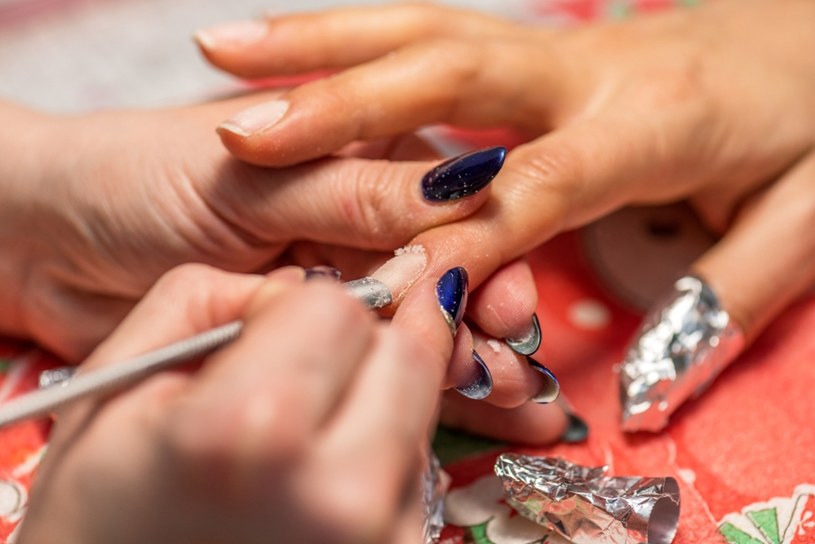 „Do klientki jadę przed północą”. Przedświąteczna gorączka w branży beauty