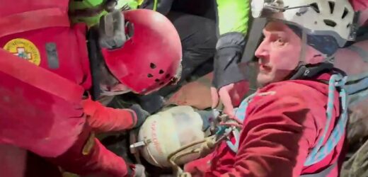 ​Akcja ratunkowa w jaskini trwała 75 godzin. Włoszka uratowana