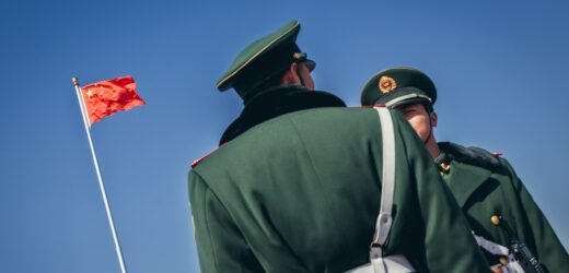 Chińska armia coraz silniejsza? „Robią postępy, ponosząc niewspółmiernie duże koszty”