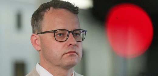 Romanowski przerywa milczenie. „Cała seria represji politycznych”