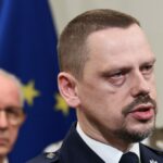 Szef policji: Romanowski był na Węgrzech przed decyzją sądu