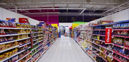 Zakupy w Wigilię. Do której godziny będą otwarte sklepy?