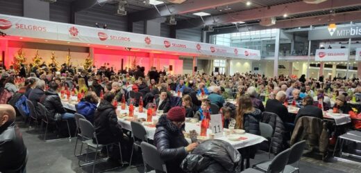 Ponad tysiąc osób na Wigilii w Poznaniu