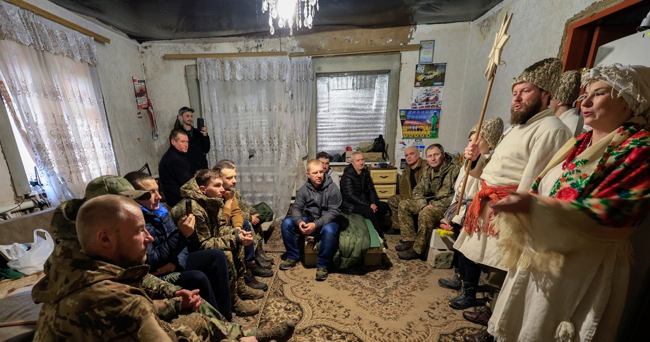 Trzecie święta w cieniu wojny. Rosyjski pocisk spadł na blok w Ukrainie