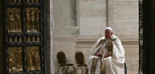 Pasterka w Watykanie. Papież Franciszek: Nadzieja nie umarła, jest żywa