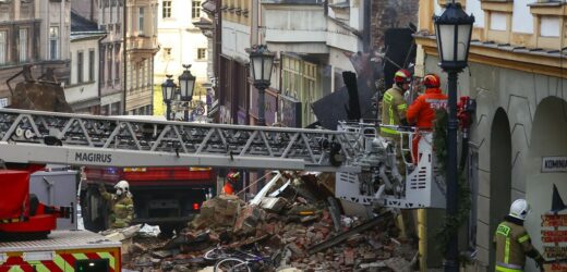 Co było przyczyną zawalenia się kamienicy? Relacja reportera RMF FM z Cieszyna