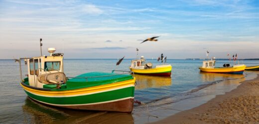 Zakłócenia sygnału GPS na Bałtyku. Rybacy wracają do nawigacji jak za Magellana