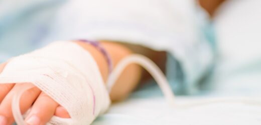 Petarda wybuchła w ręce 8-latka. Chłopiec stracił fragment palca