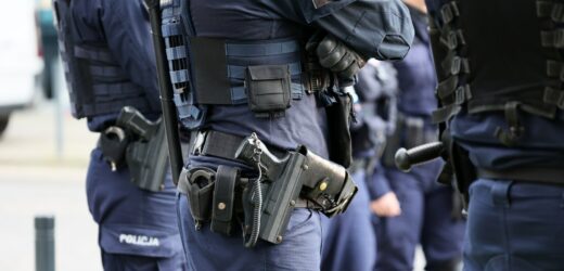 ​Pocisk utkwił w podłodze obok dzieci. Śledczy szukają strzelca