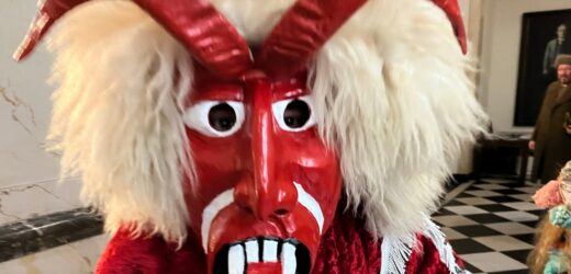 Dziady Noworoczne na ulicach Katowic