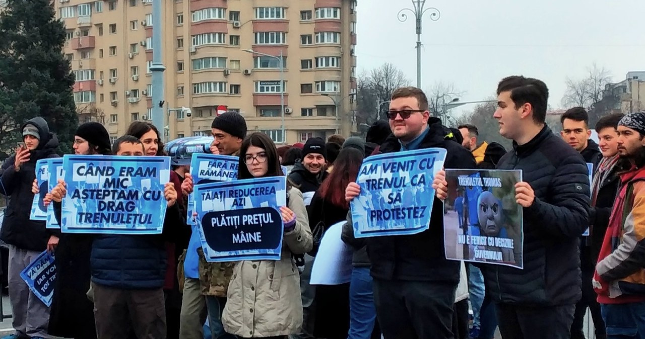 Rumunia podnosi koszty życia. Służby mundurowe i studenci protestują