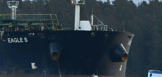 Uszkodzenie podmorskich kabli na Bałtyku. Znaleziono kotwicę tankowca