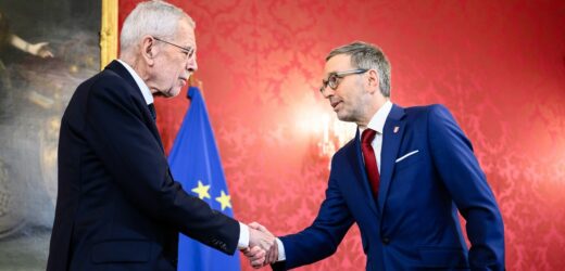 Herbert Kickl podjął się misji stworzenia nowego rządu Austrii
