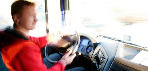 Ilu kierowców brakuje w Polsce? Znamy najnowsze wyliczenia