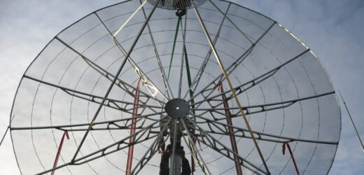 AGH ma antenę do komunikacji z satelitą