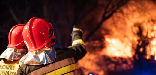 ​Pożar domu w Pogorzanach w Małopolsce. Pięć osób zdążyło się ewakuować
