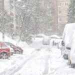 Intensywne opady śniegu i mróz. Mocne uderzenie zimy w ten weekend