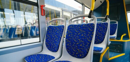 Kierowca MPK nie zatrzymywał się na przystankach. Pasażer wezwał policję