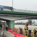 ​Cofka na północy Polski. Woda zalewała ulice, przesiąkała przez wały